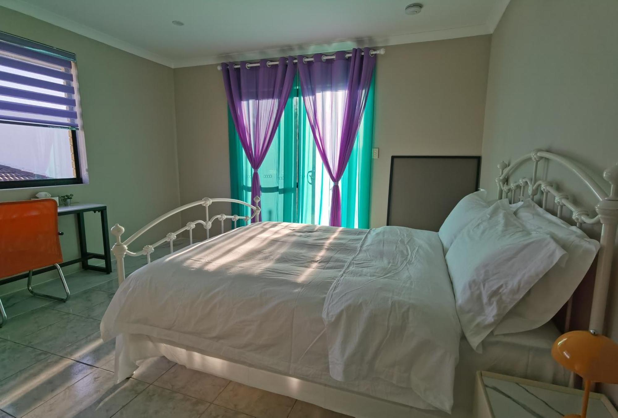 Sunny Ocean View Retreat Lejlighed Perth Værelse billede